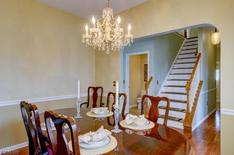 5 Stapleton Ct, Bridgewater, NJ 08807 photo 4