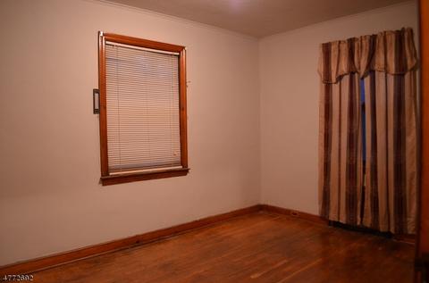 413 E 7th Ave, Roselle, NJ 07203 photo 8