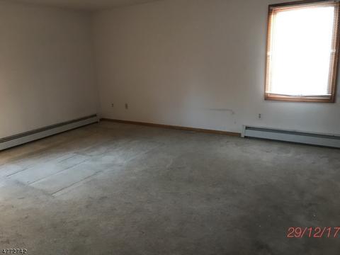 27 Louisa Ct, Wayne, NJ 07470 photo 13