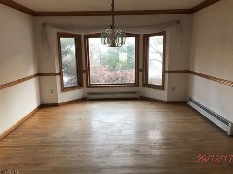 27 Louisa Ct, Wayne, NJ 07470 photo 7