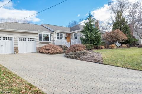 33 Sunset Ter, Wayne, NJ 07470 photo 1