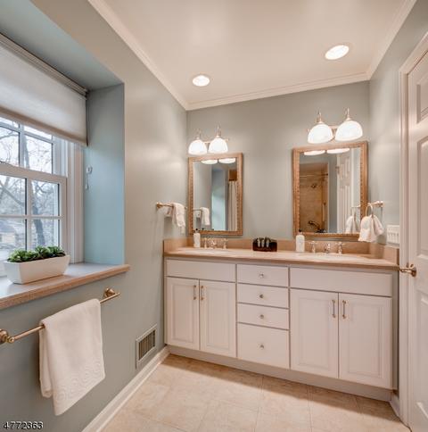 31 Tanglewood Dr, Summit, NJ 07901 photo 17