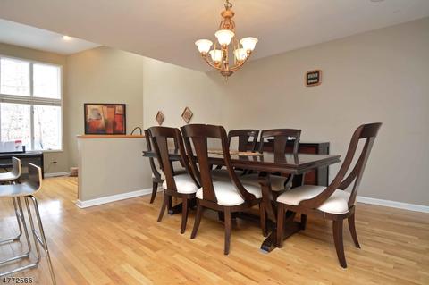 14 Fair Ridge Ct, Wayne, NJ 07470 photo 4