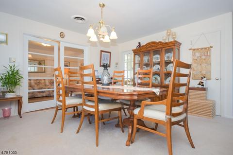 112 Surrey Dr, Wayne, NJ 07470 photo 7