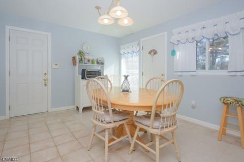 112 Surrey Dr, Wayne, NJ 07470 photo 11