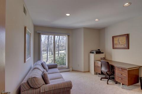 4 Daisy Ct, Kinnelon, NJ 07405 photo 11
