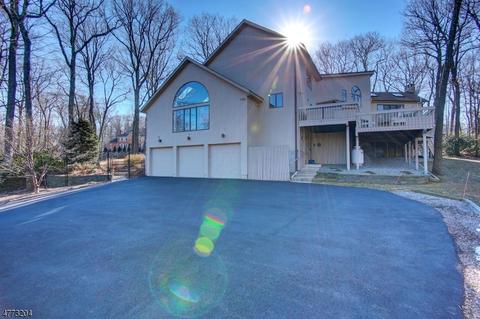 4 Daisy Ct, Kinnelon, NJ 07405 photo 17