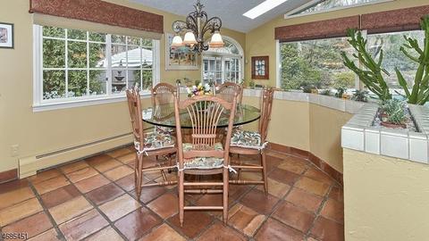 82 Pleasant Vw Dr, Wayne, NJ 07470 photo 13