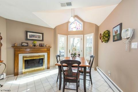 80 Worcester Dr, Wayne, NJ 07470 photo 7