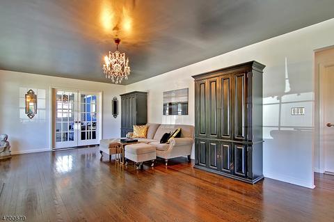 14 Cherry Ln, Mendham, NJ 07945 photo 5