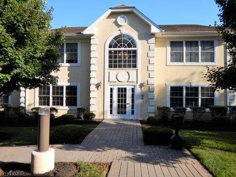 8 Cellar Ave, Clark, NJ 07066 photo 2