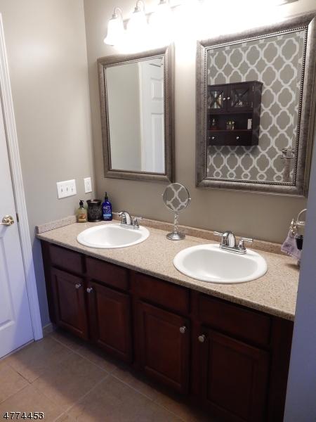 8 Cellar Ave, Clark, NJ 07066 photo 18