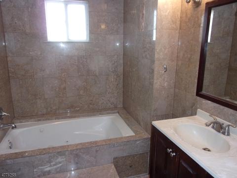 24 Grand St, Wayne, NJ 07470 photo 7
