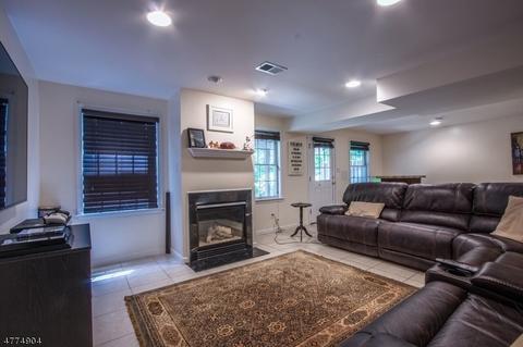 86 Summer Hill Rd, Wayne, NJ 07470 photo 18