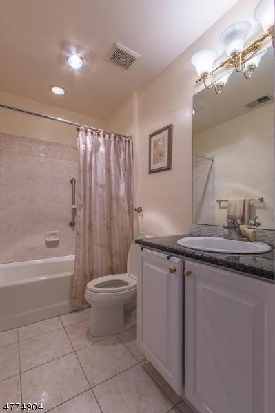 86 Summer Hill Rd, Wayne, NJ 07470 photo 17