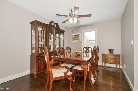 206 Hamilton Dr, Hackettstown, NJ 07840 photo 3
