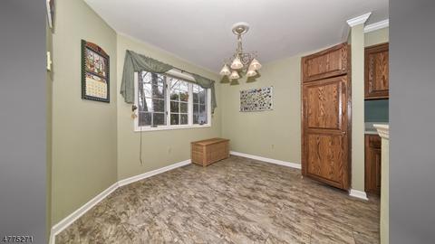 92 Easedale Rd, Wayne, NJ 07470 photo 8