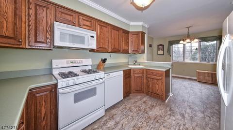 92 Easedale Rd, Wayne, NJ 07470 photo 7