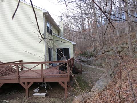 5 Birdseye Cir, Wayne, NJ 07470 photo 19