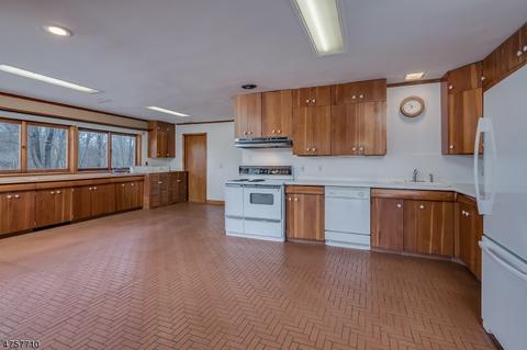 9 Corey Ln, Mendham, NJ 07945 photo 7