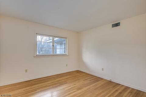 9 Corey Ln, Mendham, NJ 07945 photo 15