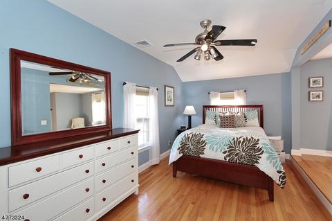 1132 Forest Dr, Clark, NJ 07066 photo 18