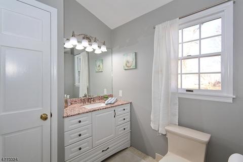 1132 Forest Dr, Clark, NJ 07066 photo 20