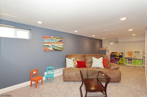 1132 Forest Dr, Clark, NJ 07066 photo 21