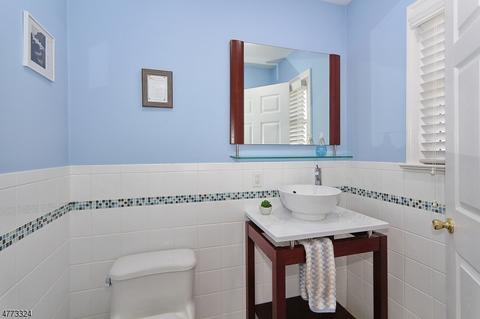 1132 Forest Dr, Clark, NJ 07066 photo 12