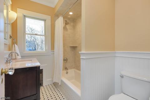 244 Christopher St, Montclair, NJ 07043 photo 21