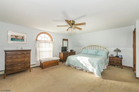 96 Harrison St, Nutley, NJ 07110 photo 11