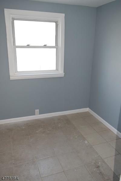 341 E 6th Ave, Roselle, NJ 07203 photo 8