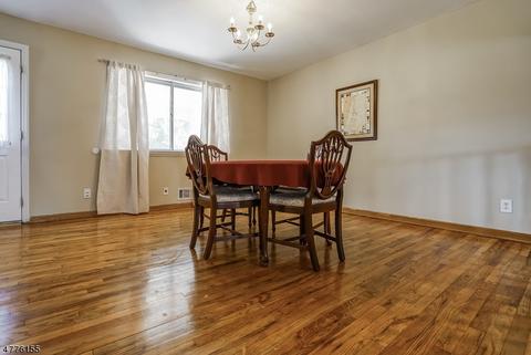 10 Herbert Ln, Hackettstown, NJ 07840 photo 4