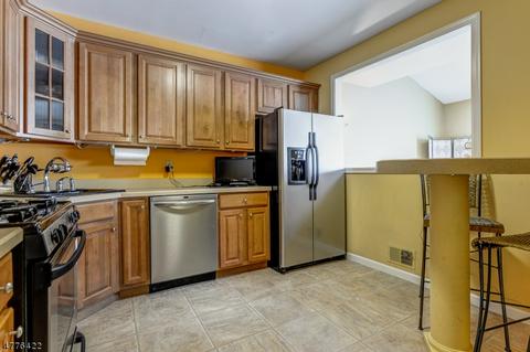 506 Park Pl, Springfield, NJ 07081 photo 4