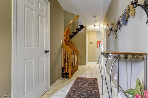 506 Park Pl, Springfield, NJ 07081 photo 2