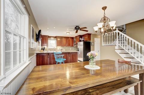 1061 Bartlett St, Phillipsburg, NJ 08865 photo 5