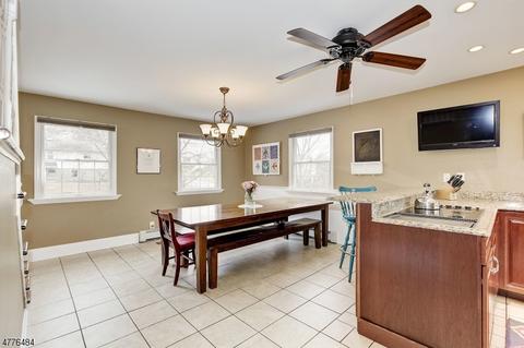 1061 Bartlett St, Phillipsburg, NJ 08865 photo 4