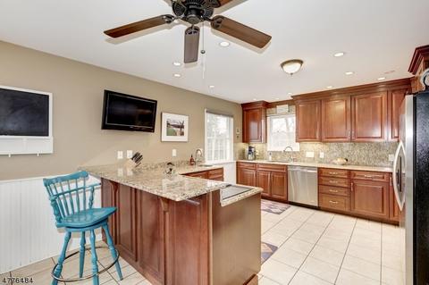 1061 Bartlett St, Phillipsburg, NJ 08865 photo 6