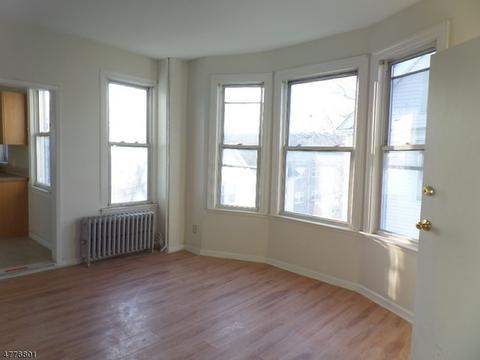 492 Fairview Ave, Orange, NJ 07050 photo 17