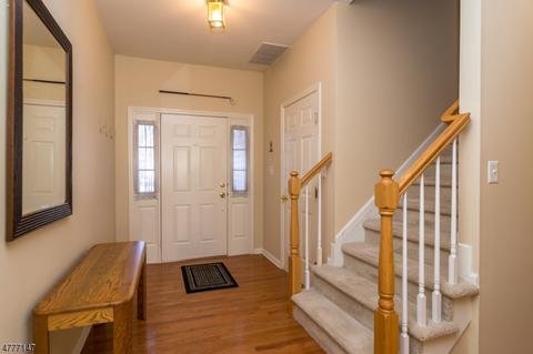 7 Paddock Ln, Flemington, NJ 08822 photo 2