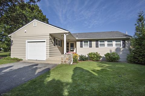 708 E Prospect St, Hackettstown, NJ 07840 photo 4