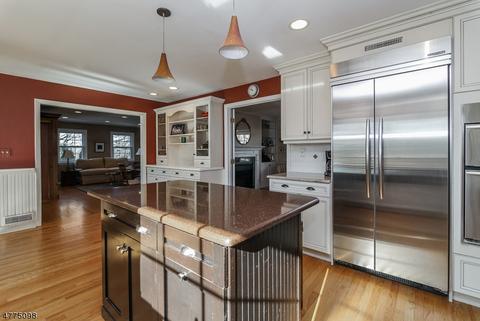 10 Gloucester Rd, Summit, NJ 07901 photo 8