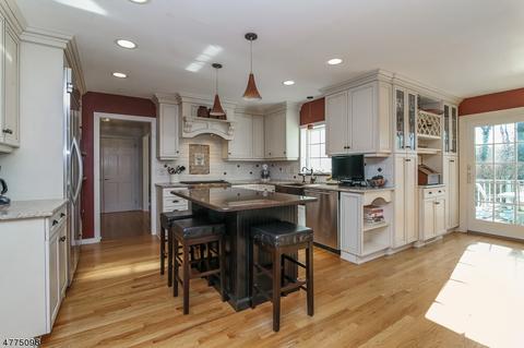 10 Gloucester Rd, Summit, NJ 07901 photo 7