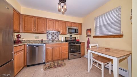 1307 Valley Rd # a, Wayne, NJ 07470 photo 5