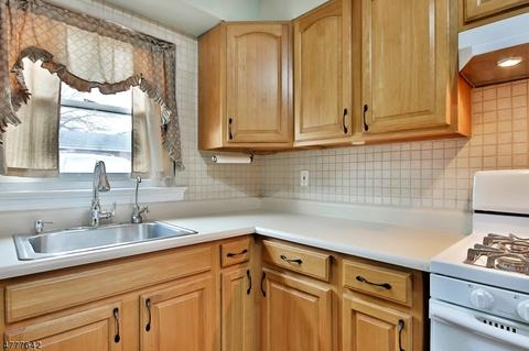 473 Blanchard Terr Apt 23 #23, Hackensack, NJ 07601 photo 3