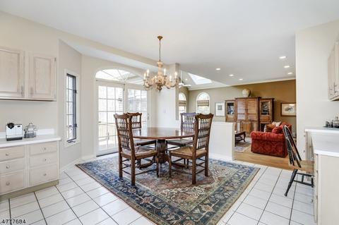 4 Fieldcrest Ct, Mendham, NJ 07945 photo 6