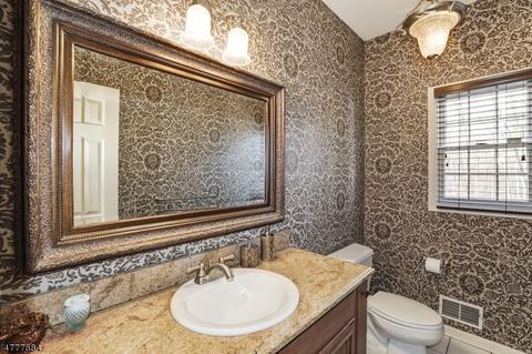 4 Fieldcrest Ct, Mendham, NJ 07945 photo 9
