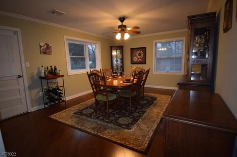 9 Stuart Ln, Wayne, NJ 07470 photo 4