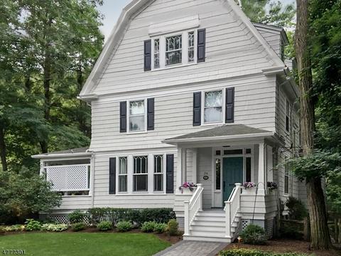 34 Locust Dr, Summit, NJ 07901 photo 1