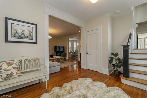 34 Locust Dr, Summit, NJ 07901 photo 4